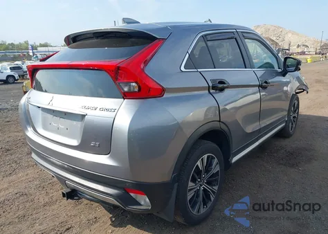 2018 Mitsubishi Eclipse Cross Se/Sel z USA, uszkodzony, nr VIN JA4AT5AA8JZ069574